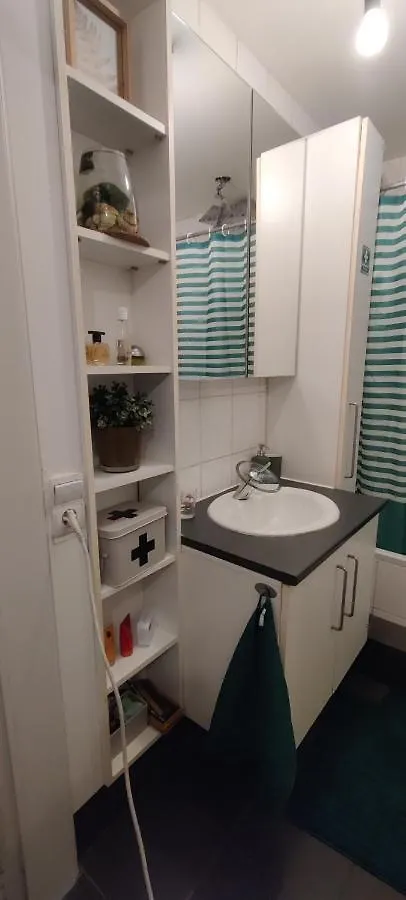 Private Apartment In 安特卫普