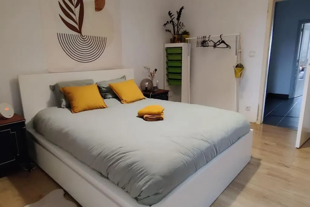 Private Apartment In Antwerp